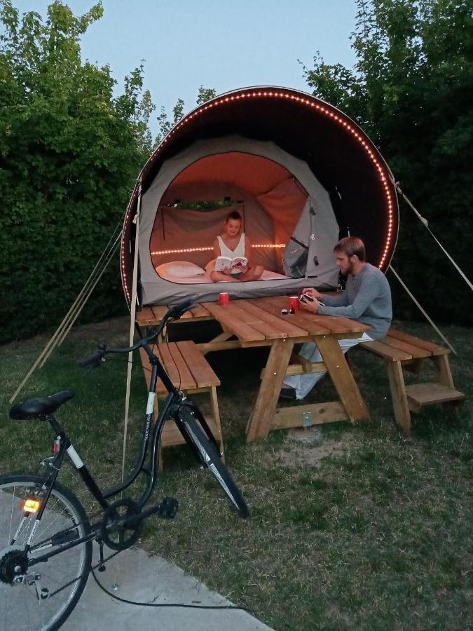 מלון Saint-Yrieix-sur-Charente Camping Du Plan D'Eau **** מראה חיצוני תמונה