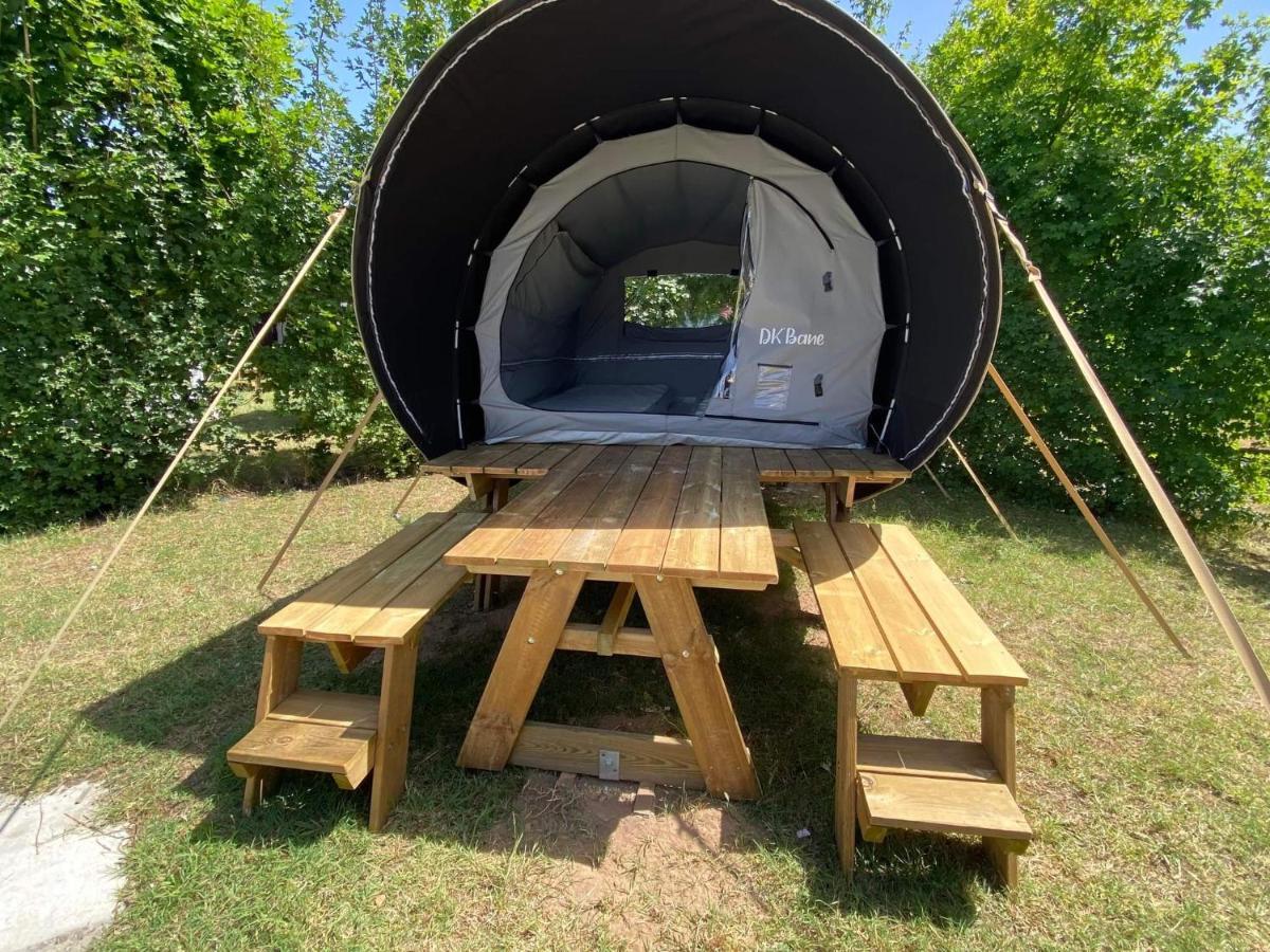 מלון Saint-Yrieix-sur-Charente Camping Du Plan D'Eau **** מראה חיצוני תמונה